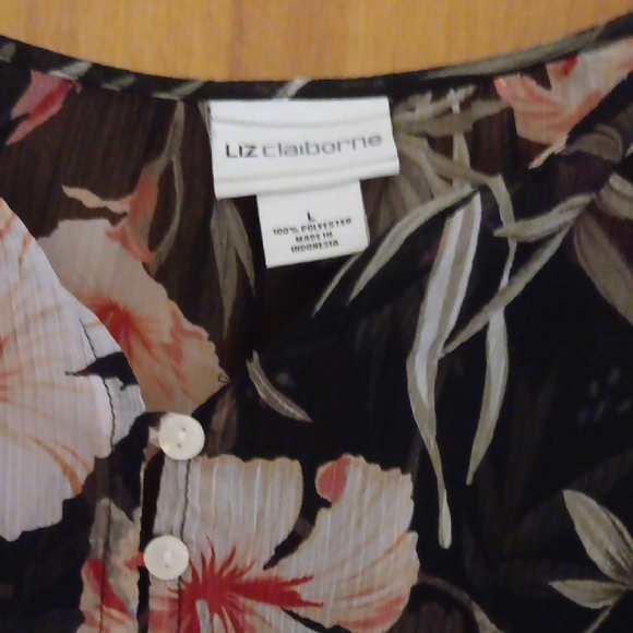 Liz Claiborne Black and White Ruffled Blouse L NWOT - Picture 3 of 3